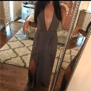 BCBGMaxAzria Plunging V Neck Halter Gown Taupe Color Sz. 4